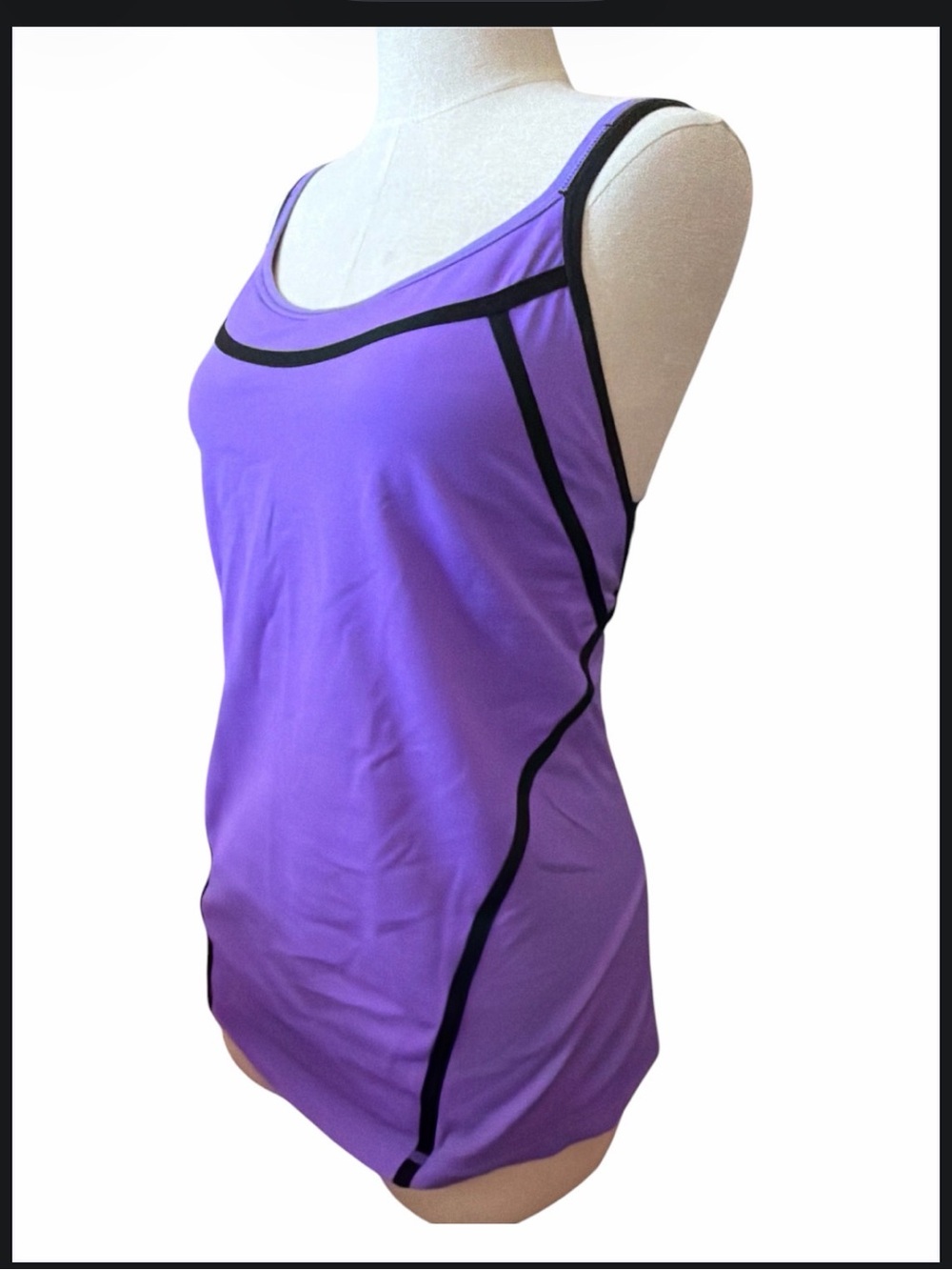 LULULEMON contrast tank